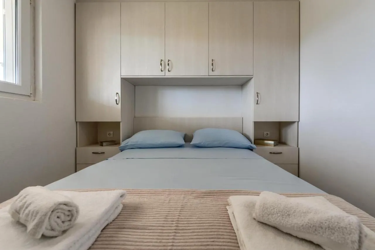 Apartment Pia Mera Zadar