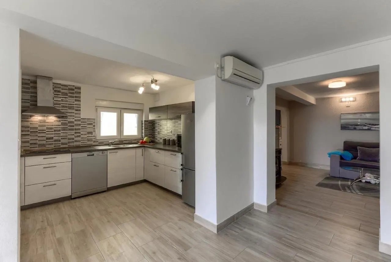 Apartment Pia Mera Zadar Croatia